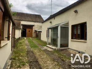 Maison de village à Michery (89140)