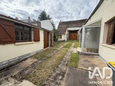 Maison de village à Michery (89140)