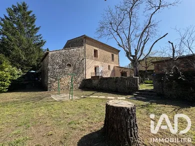 Appartement à La Celle (83170)