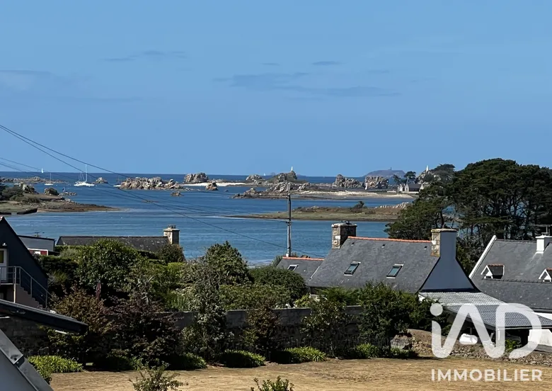 Maison 9 pièces 230 m² · à Penvénan · 230 m² · 599 000 €