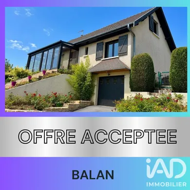 Traditional house in Balan (08200)