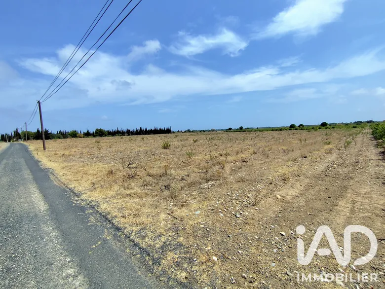 Terrain agricole à Salses-le-Château (66600) · 67 500 €