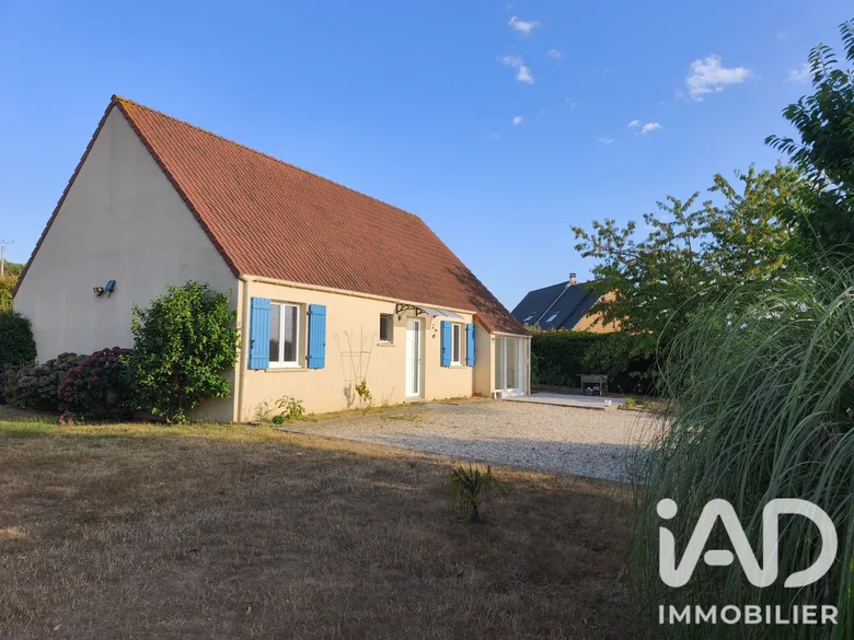 Maison 5 pièces 96 m² · à Saint-Samson-de-la-Roque · 96 m² · 239 000 €