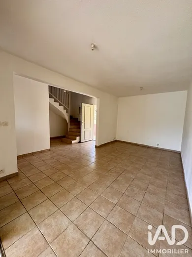 Appartement à GOURBEYRE (97113)