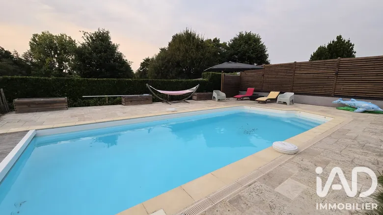 Maison 8 pièces 244 m² · à Erce-Pres-Liffre · 244 m² · 499 000 €