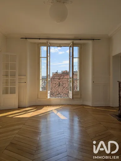 Appartement à Moulins (03000)
