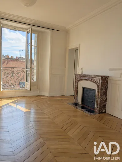Appartement à Moulins (03000)