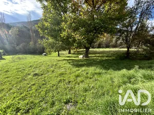 Terrain à bâtir à MORIEZ (04170)