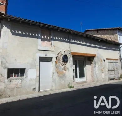 Maison de ville à Saint-Astier (24110)