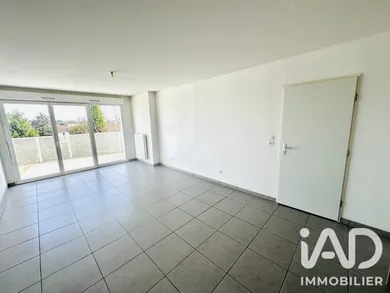 Apartment in Eysines (33320)