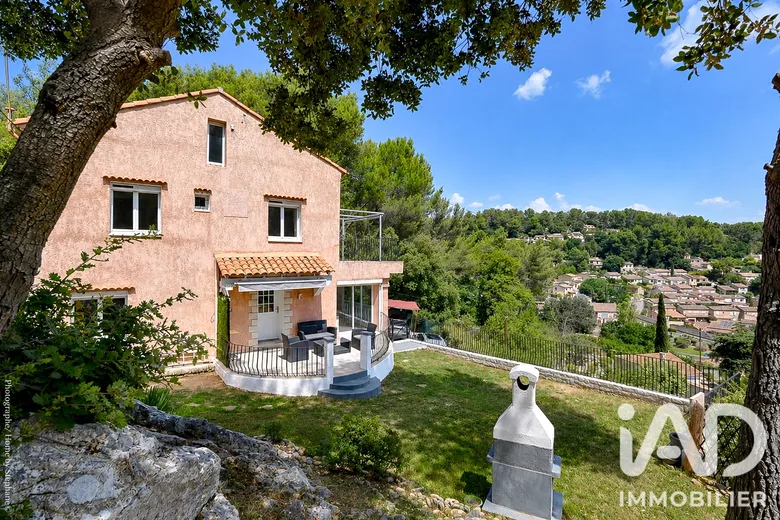 Maison 7 pièces 240 m² · à Peypin · 240 m² · 710 000 €