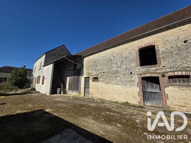 House in Pargues (10210)