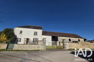 House in Pargues (10210)