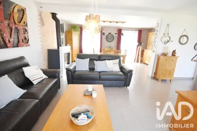 Maison à Yèbles (77390)