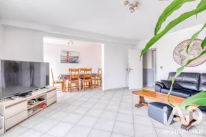 Apartment in Mouroux (77120)
