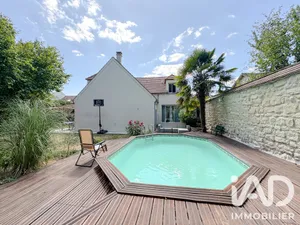 Maison traditionnelle à Maule (78580)