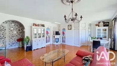 Apartment in Trouville-sur-Mer (14360)