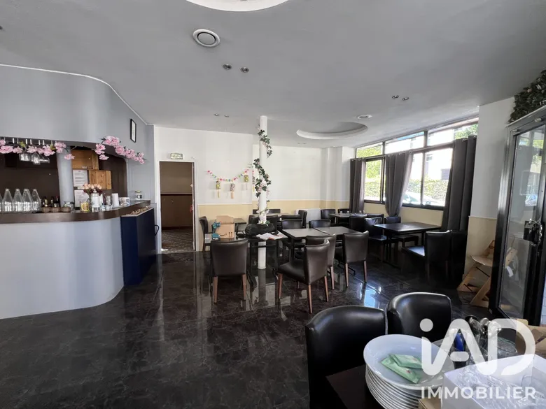 Murs commerciaux à Pantin (93500) · 72 m² · 410 000 €