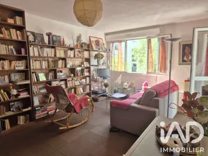 Apartment in Bègles (33130)