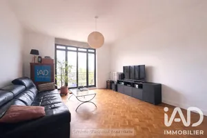 Apartment in Versailles (78000)