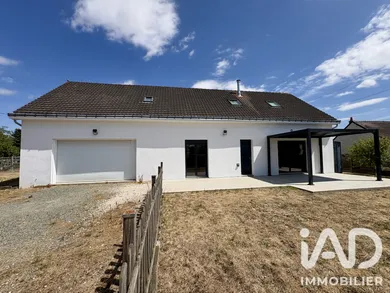 Maison à Auzouer-en-Touraine (37110)