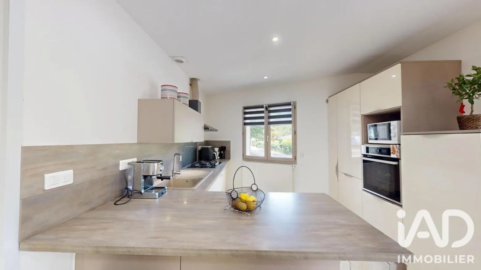 Vente appartement à Seyssins (38180) : duplex 4 pièces 195 m² - 2087547 — 2