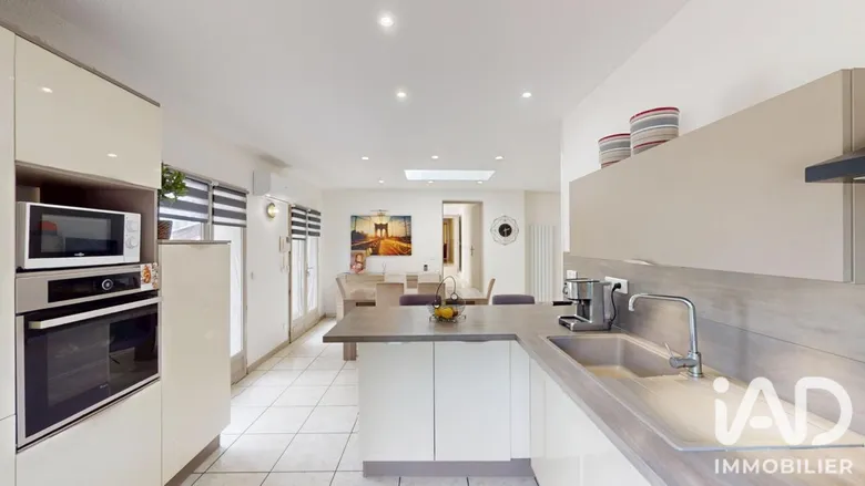 Appartement 4 pièces 195 m² · à Seyssins · 195 m² · 429 000 €