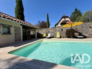 Maison traditionnelle à Assier (46320)