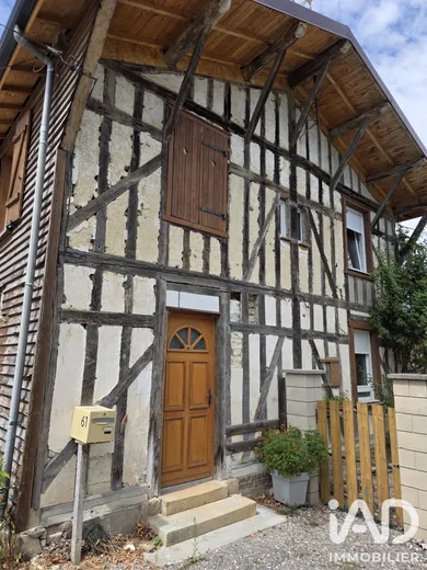 Maison à Chavanges (10330)