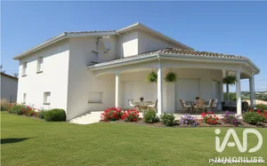 House in Saint-Nauphary (82370)