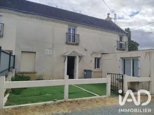 Traditional house in Chinon (37500)