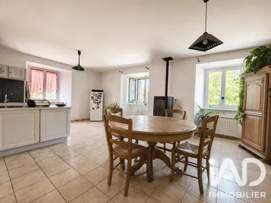 Maison de village à Cayres (43510)