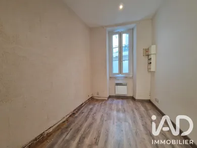 Apartment in Pau (64000)