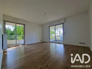 Apartment in Pau (64000)
