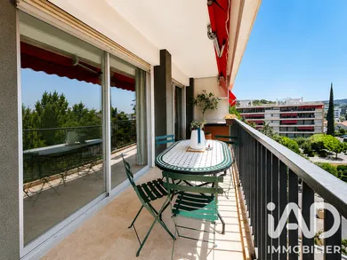 Appartement à Aix-en-Provence (13100)