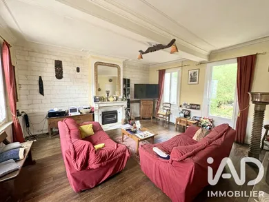 Maison de village à Molliens-Dreuil (80540)