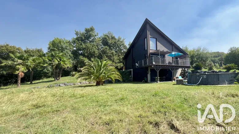 Maison 4 pièces 115 m² · à Lacq · 115 m² · 298 000 €