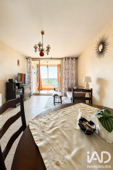 Apartment in Nice (06200)