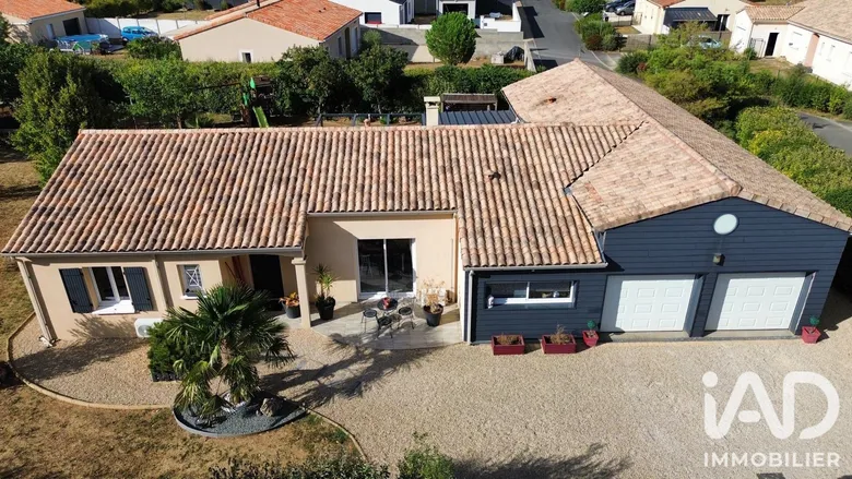 Maison 6 pièces 150 m² · à Chabournay · 150 m² · 295 000 €