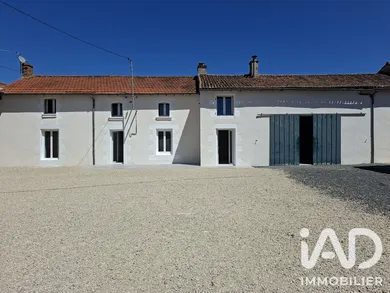 Longère à Vouzailles (86170)