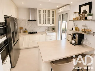 Apartment in Antibes (06600)