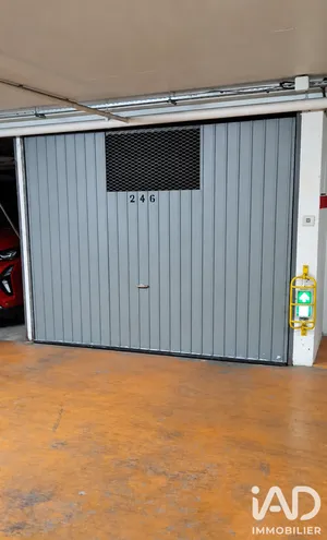 Garage in Paris (75006)