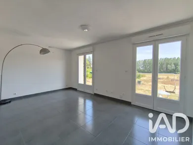 Maison à Châtenay-sur-Seine (77126)