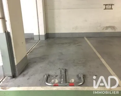Parking à Paris (75014)