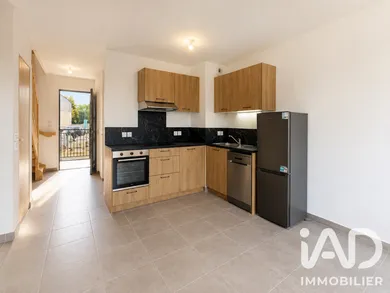 Appartement à Sarrians (84260)
