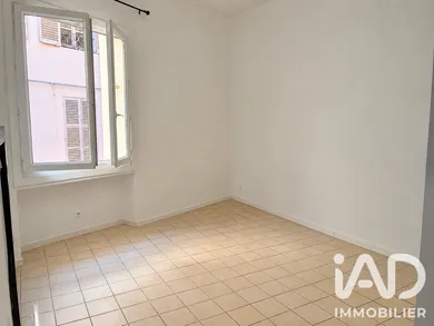 Studio à Ollioules (83190)