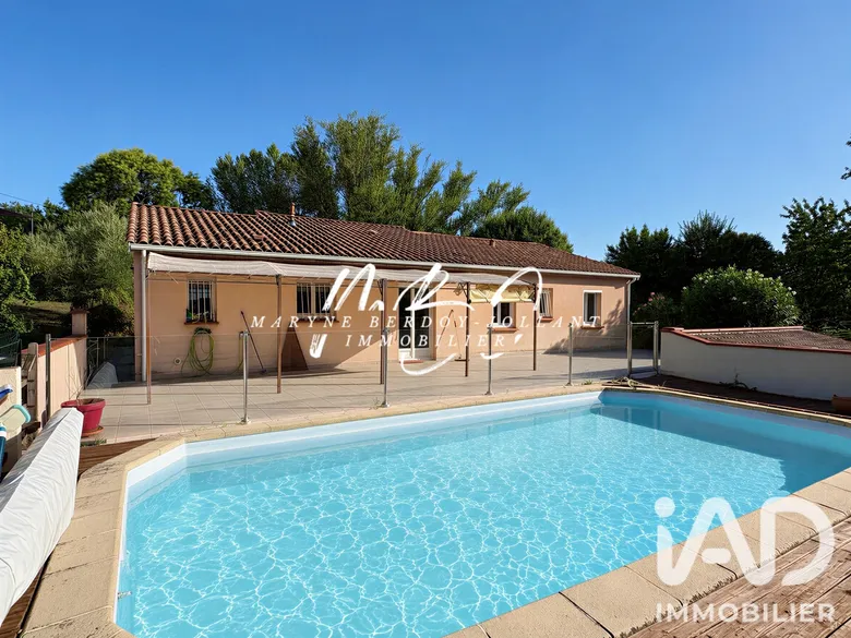 Maison 5 pièces 103 m² · à Laplume · 103 m² · 240 000 €