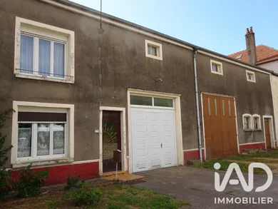 Farm in Is-en-Bassigny (52140)