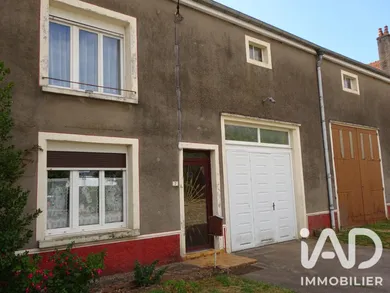 Farm in Is-en-Bassigny (52140)