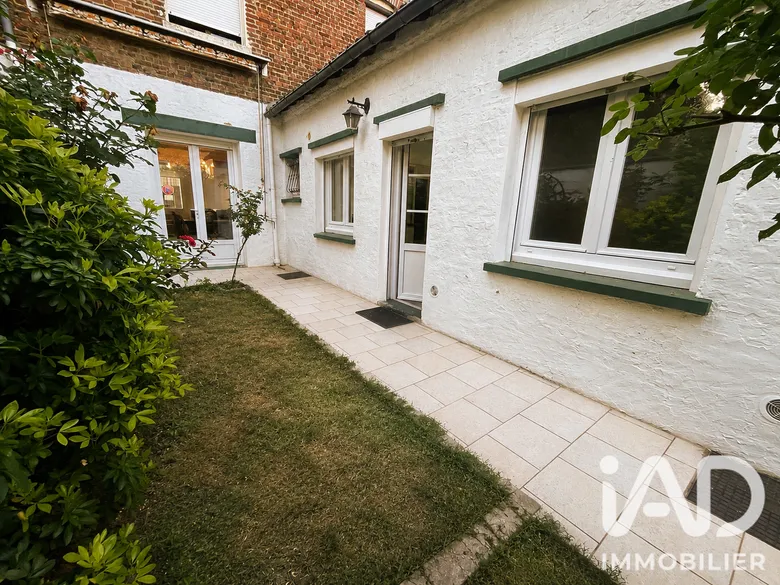 Maison 8 pièces 94 m² · à Lens · 94 m² · 180 000 €